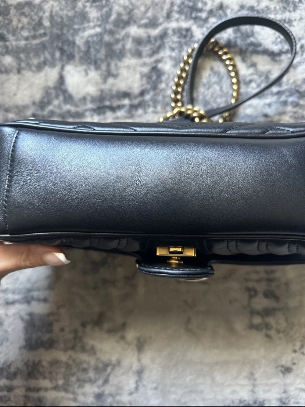 Gucci Black Marmont Leather Shoulder Bag with - Picture 5 of 10